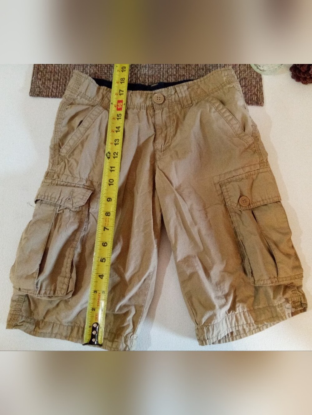 EUC Tommy Hilfiger Boys Cargo Shorts Pockets Boys Khaki Beige Tan Pockets Sz 10